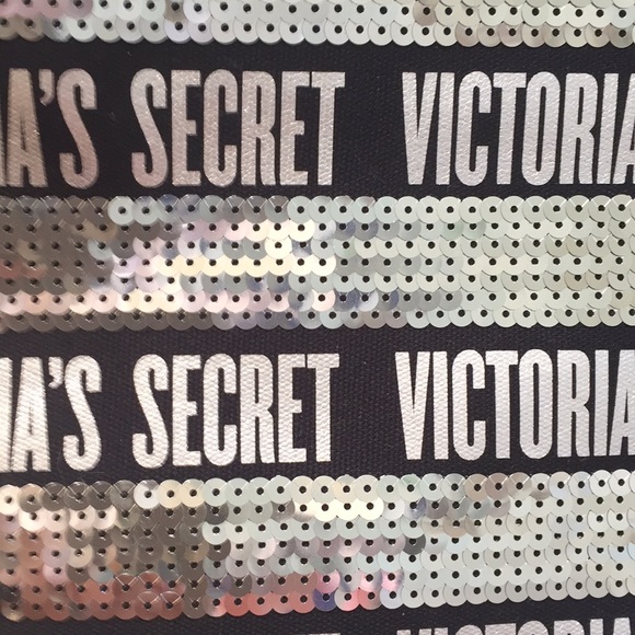 Victoria secret sequins bag - Picture 2 of 3